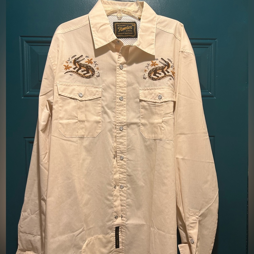 Howler Brothers Gaucho Snapshirt Medium New